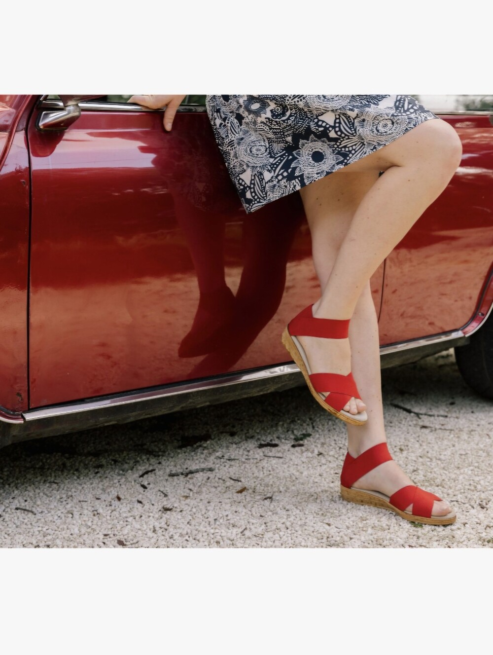 Charleston Shoe Co. Peachtree Flat Espadrille Wedge Sandal Red - 9
